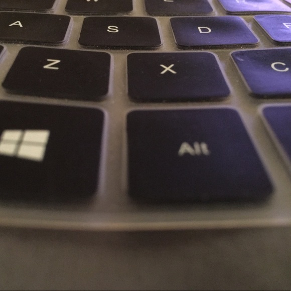 Acer Aspire E15 Keyboard Cover - Picture 2 of 4